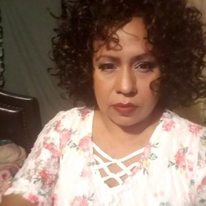 Meet your Posher, Lorena